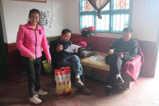 扶贫昌家村，帮扶暖民心(图2)