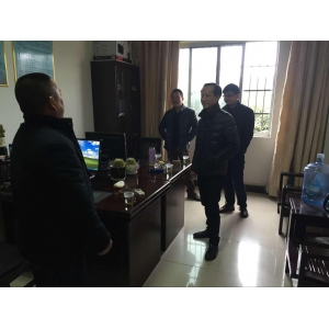 厚德公司组织慰问常吉高速公路养护项目部一线职工